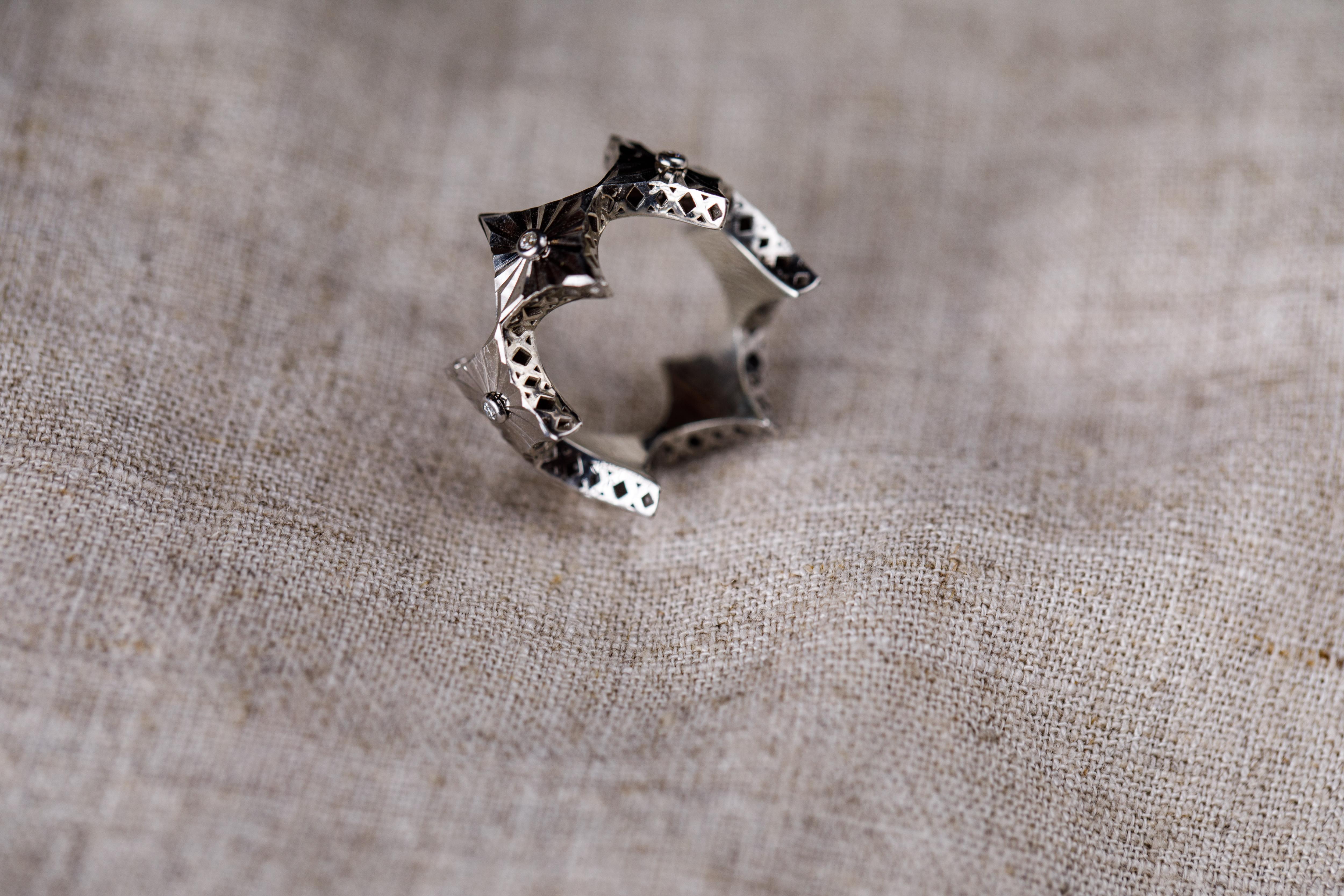 Selene Ring