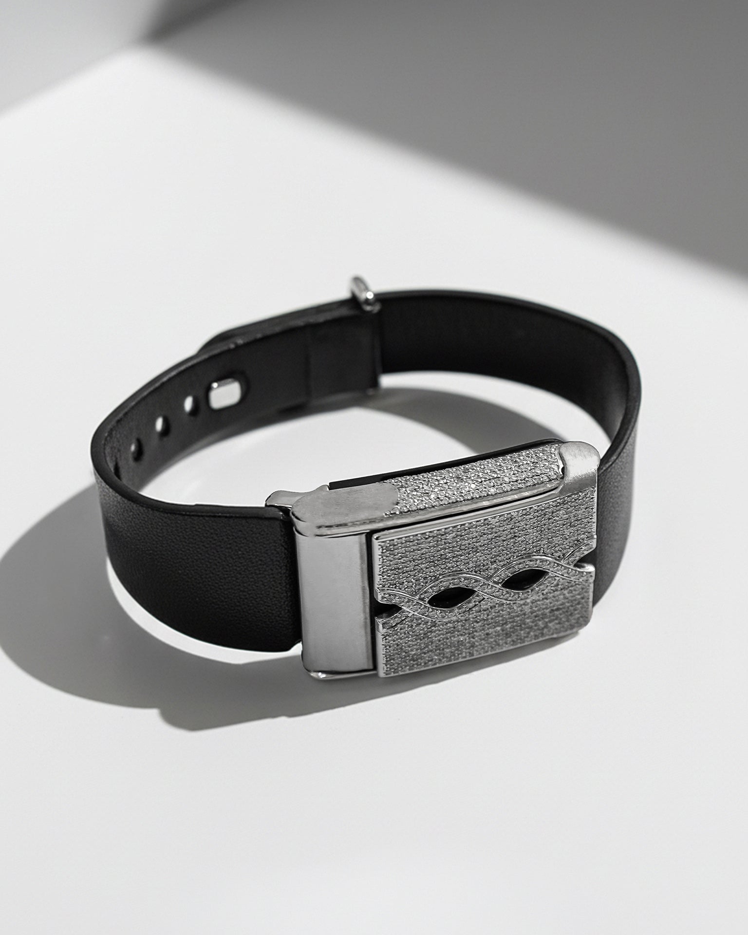 Custom WHOOP Bracelet (White Gold & Diamonds) – Made to Order in the UAE