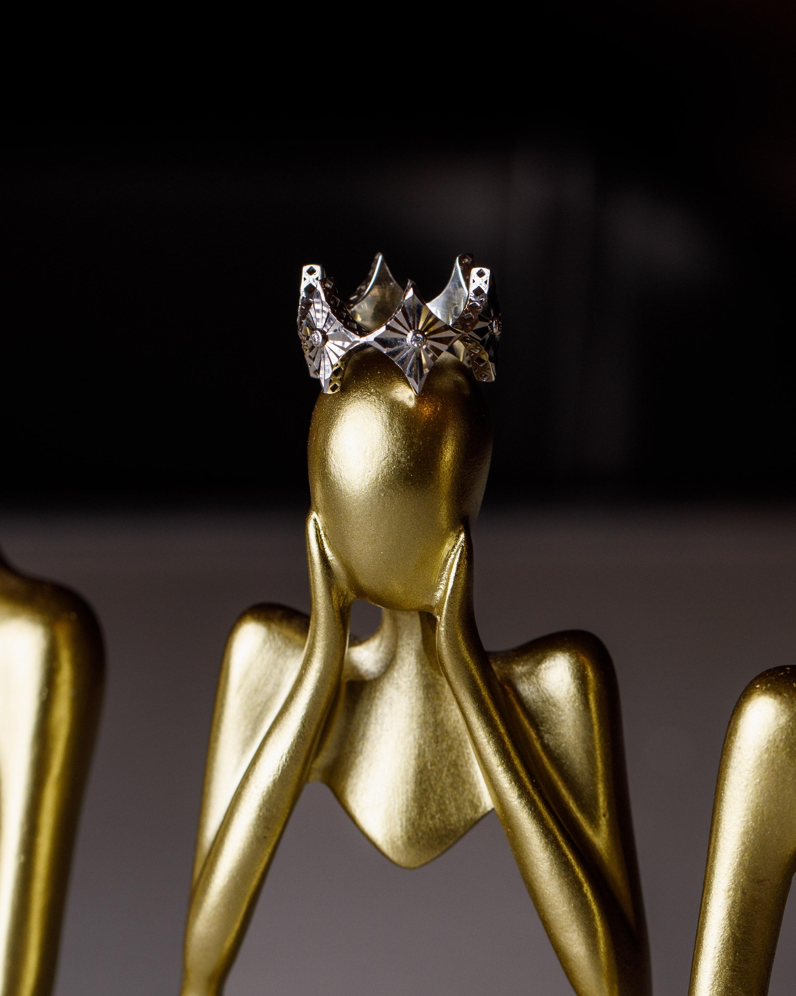 Selene Ring